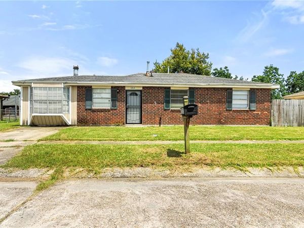 1213 KENNY Drive , Westwego, LA 70094