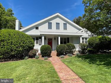 2809 N UNDERWOOD STREET, ARLINGTON, VA 22213