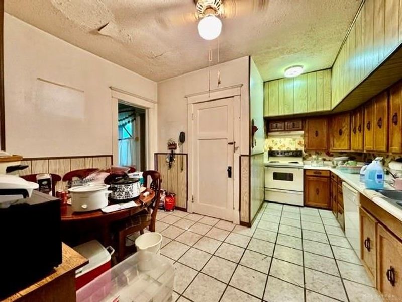 1310 W Hillcrest Avenue, Dayton, OH 45406 Photo 20