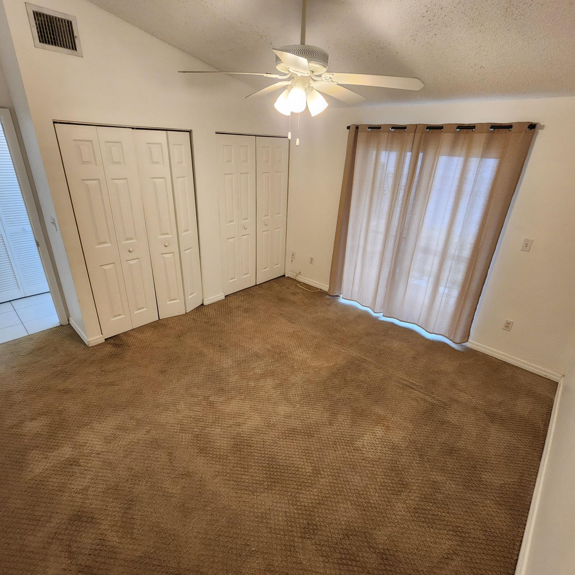 500 NE 3rd Street, Unit 109, Hallandale, FL 33009 Photo