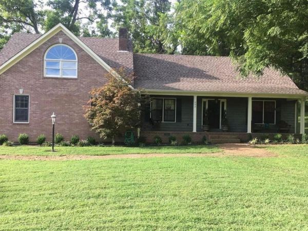 240 Hidden Hills Lane, Summertown, TN 38483