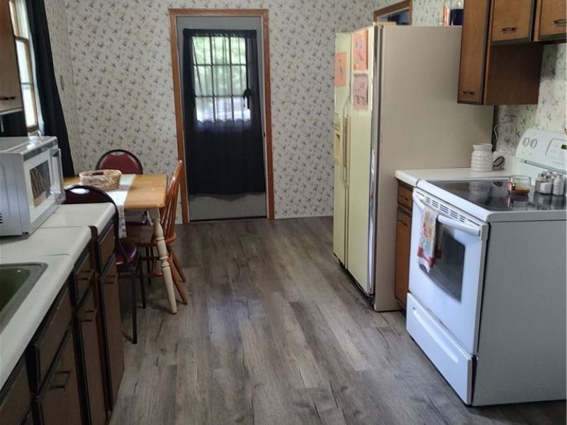 828 E State Street, Newcomerstown, OH 43832 Photo 15