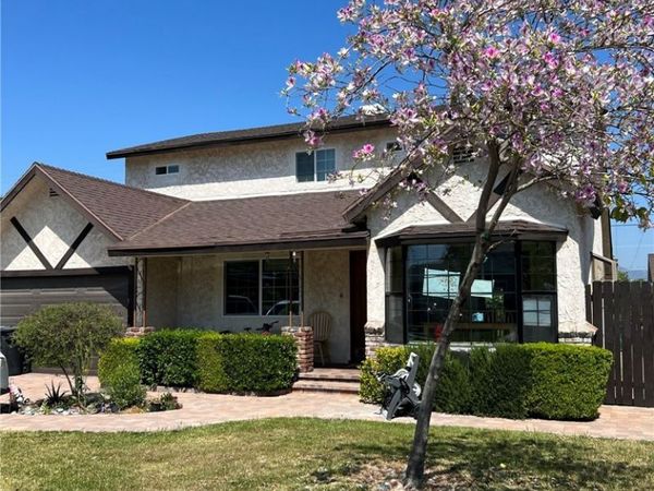 1432 N Catalina Street, Burbank, CA 91505