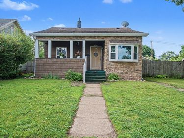 939 E 4th Street, Mishawaka, IN 46544