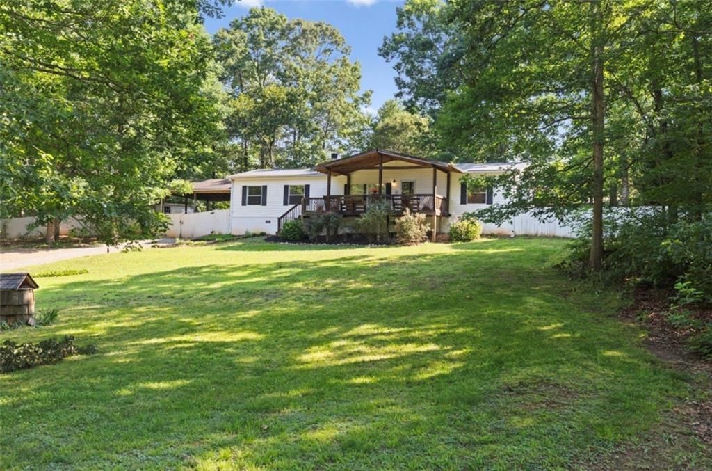5512 Hemlock Court , Lula, GA 30554 Main Photo