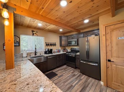 1813 Koyukon Drive, South Lake Tahoe, CA 96150 Photo