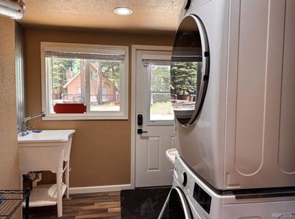 1813 Koyukon Drive, South Lake Tahoe, CA 96150 Photo