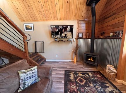 1813 Koyukon Drive, South Lake Tahoe, CA 96150 Photo
