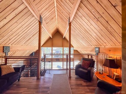 1813 Koyukon Drive, South Lake Tahoe, CA 96150 Photo