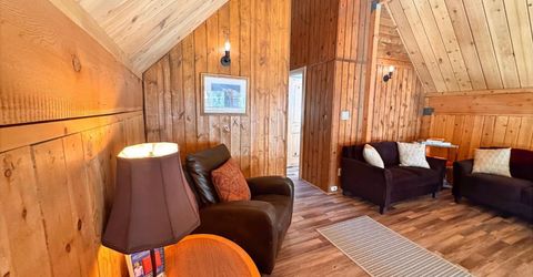 1813 Koyukon Drive, South Lake Tahoe, CA 96150 Photo