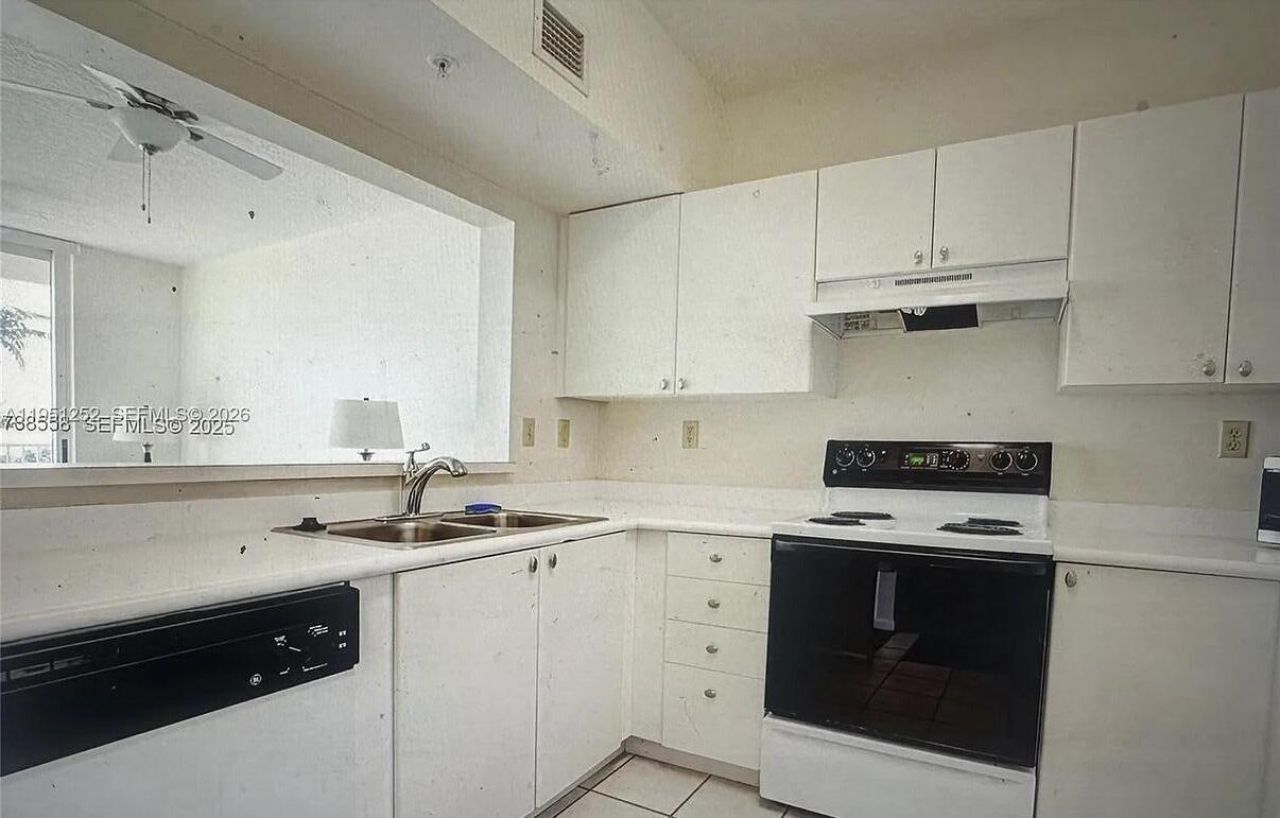 3020 NE 32nd Avenue, Unit 817, Fort Lauderdale, FL 33308 Photo