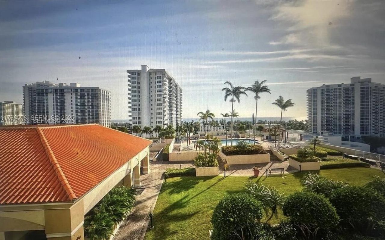 3020 NE 32nd Avenue, Unit 817, Fort Lauderdale, FL 33308 Photo