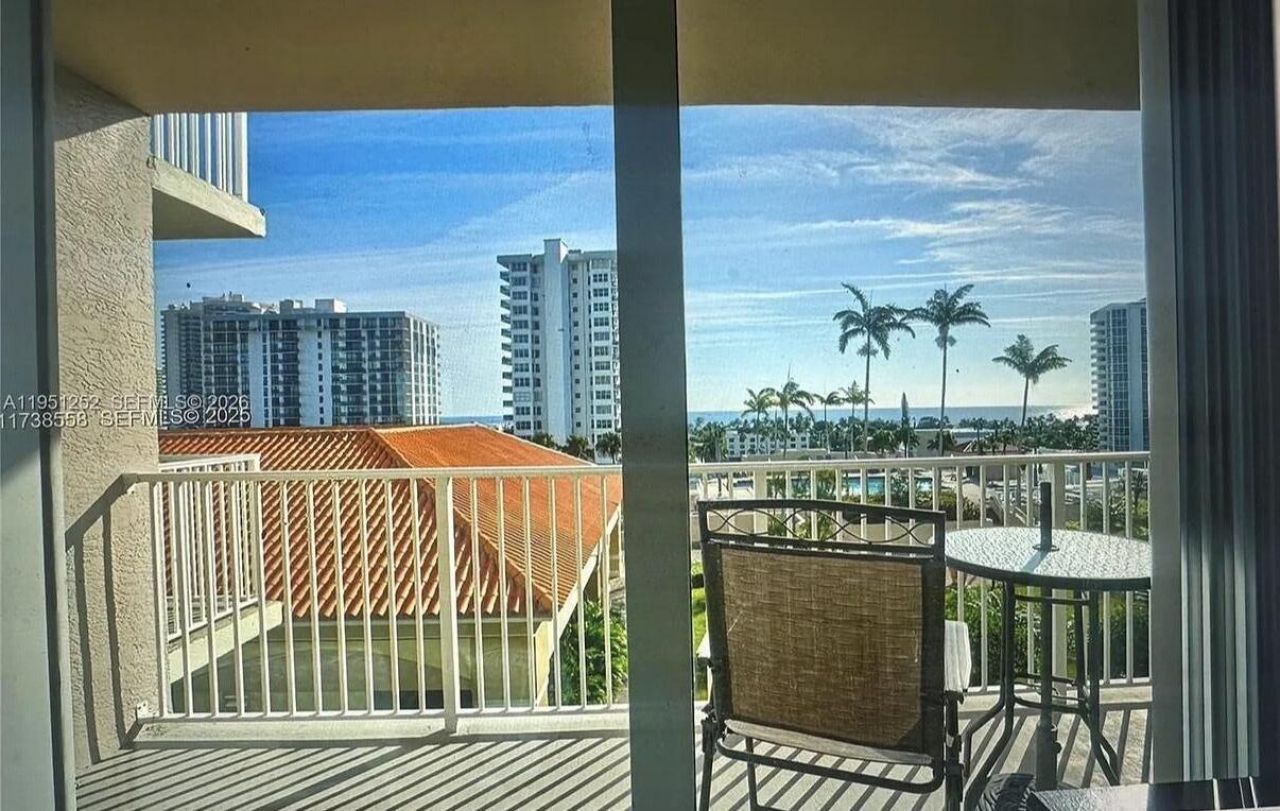 3020 NE 32nd Avenue, Unit 817, Fort Lauderdale, FL 33308 Photo