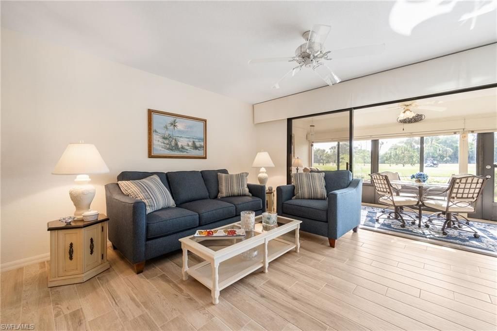 5905 Trailwinds Dr, Unit 812, Fort Myers, FL 33907 Photo