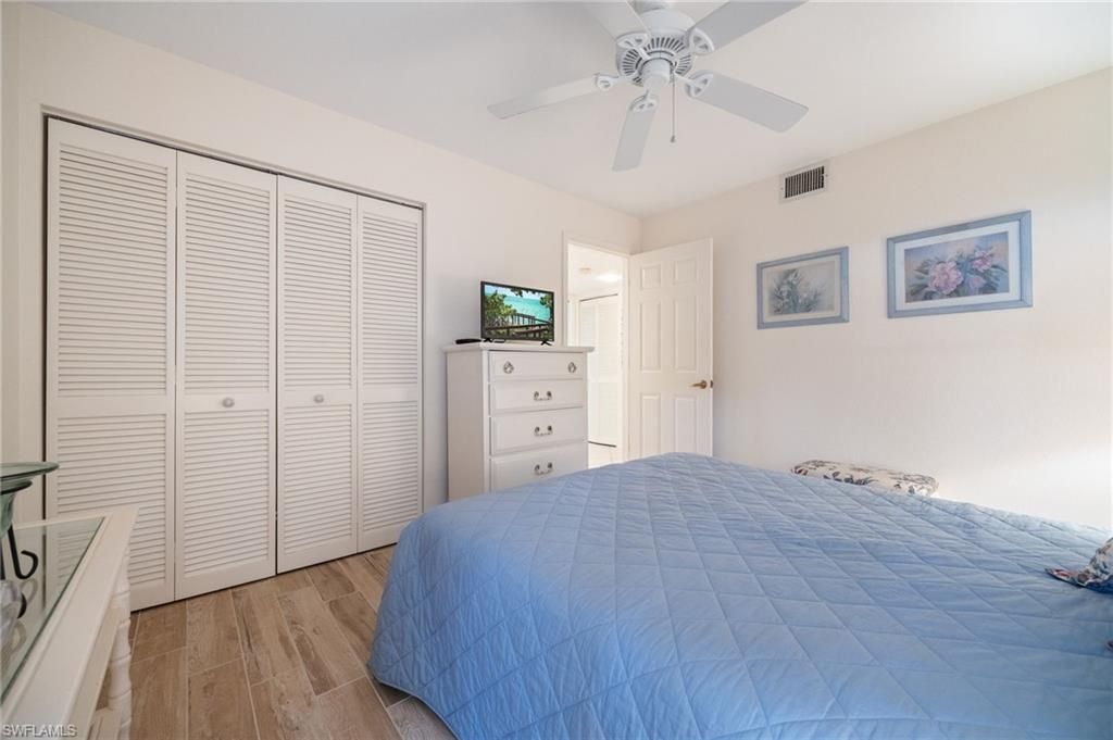 5905 Trailwinds Dr, Unit 812, Fort Myers, FL 33907 Photo