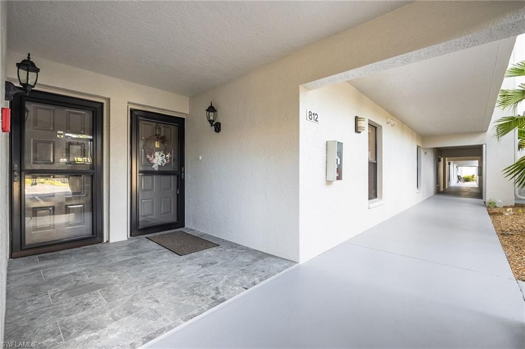 5905 Trailwinds Dr, Unit 812, Fort Myers, FL 33907 Photo