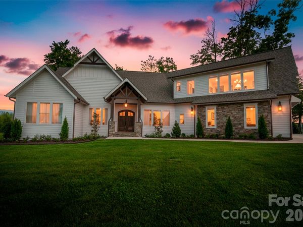 210 Samuel Drive, Mills River, NC 28759