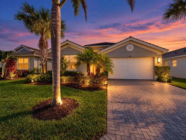 11875 SW Jasper Lake Way, Port St. Lucie, FL 34987