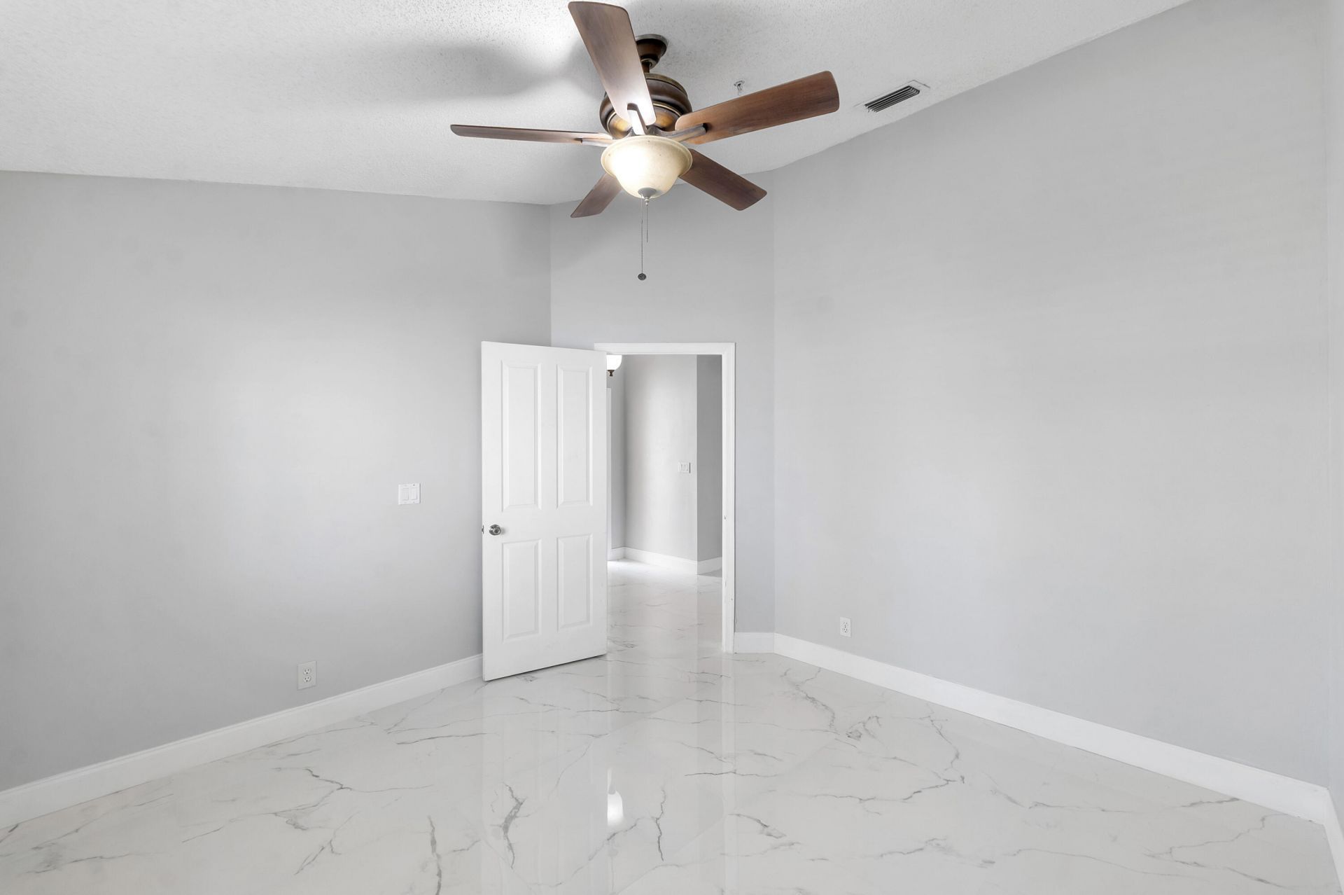 17646 SW 10th Street, Pembroke Pines, FL 33029 Photo