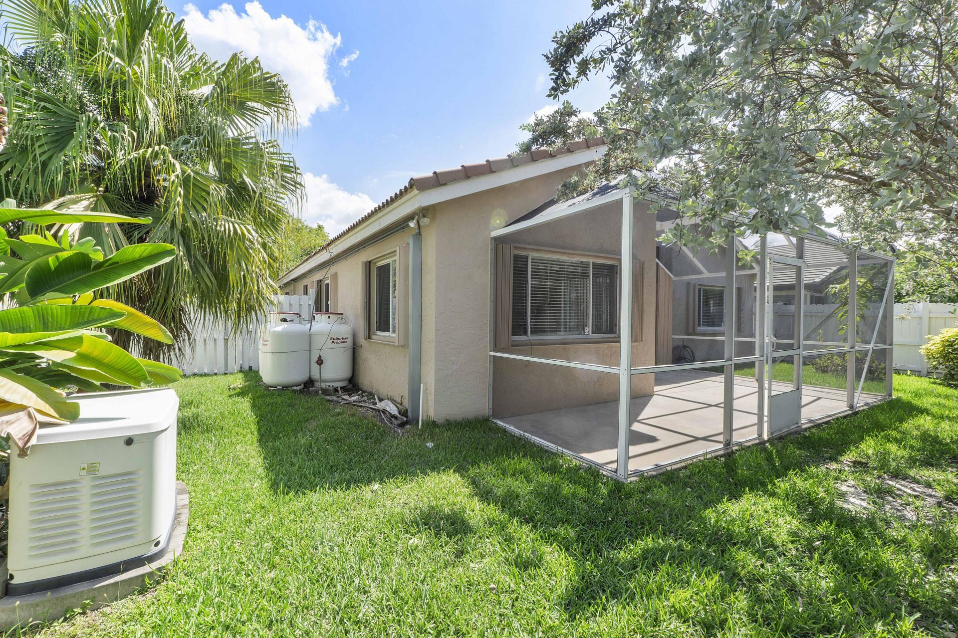 17646 SW 10th Street, Pembroke Pines, FL 33029 Photo