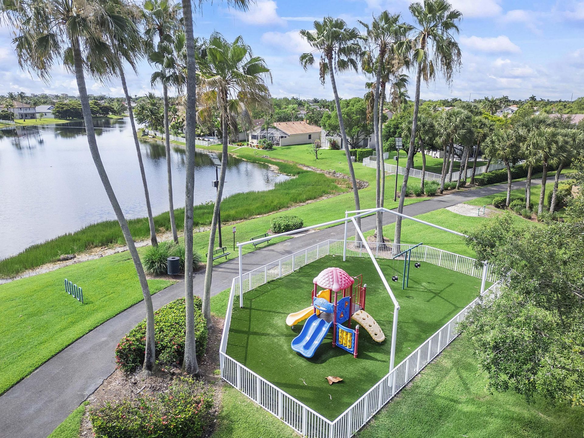 17646 SW 10th Street, Pembroke Pines, FL 33029 Photo