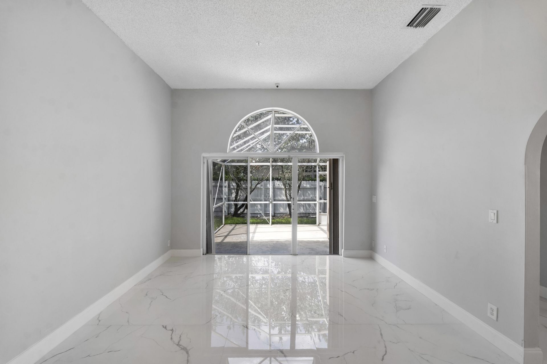 17646 SW 10th Street, Pembroke Pines, FL 33029 Photo