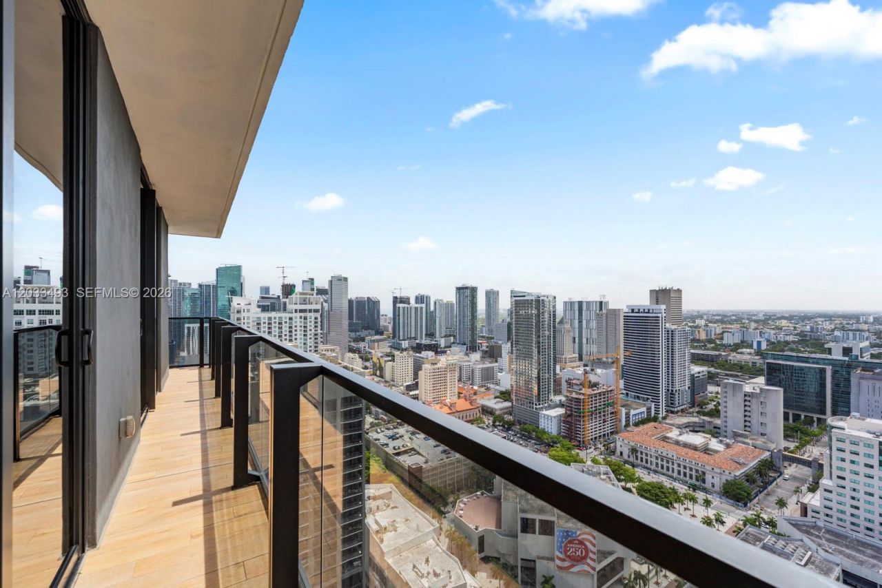 398 NE 5th St , Unit 3318, Miami, FL 33132 Photo