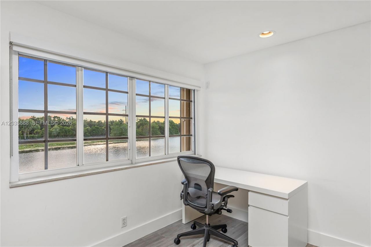 2505 Hunters Run Way, Weston, FL 33327 Photo