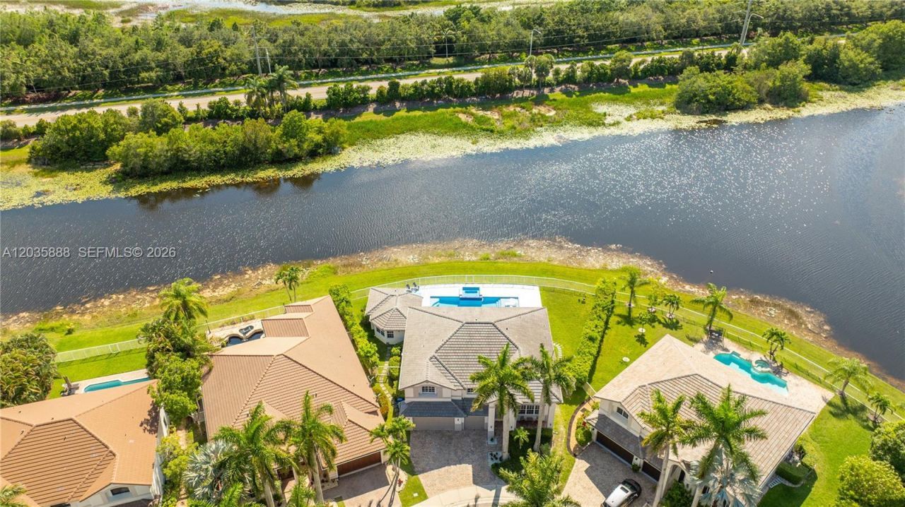 2505 Hunters Run Way, Weston, FL 33327 Photo