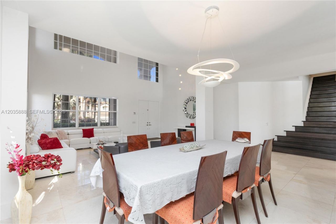 2505 Hunters Run Way, Weston, FL 33327 Photo