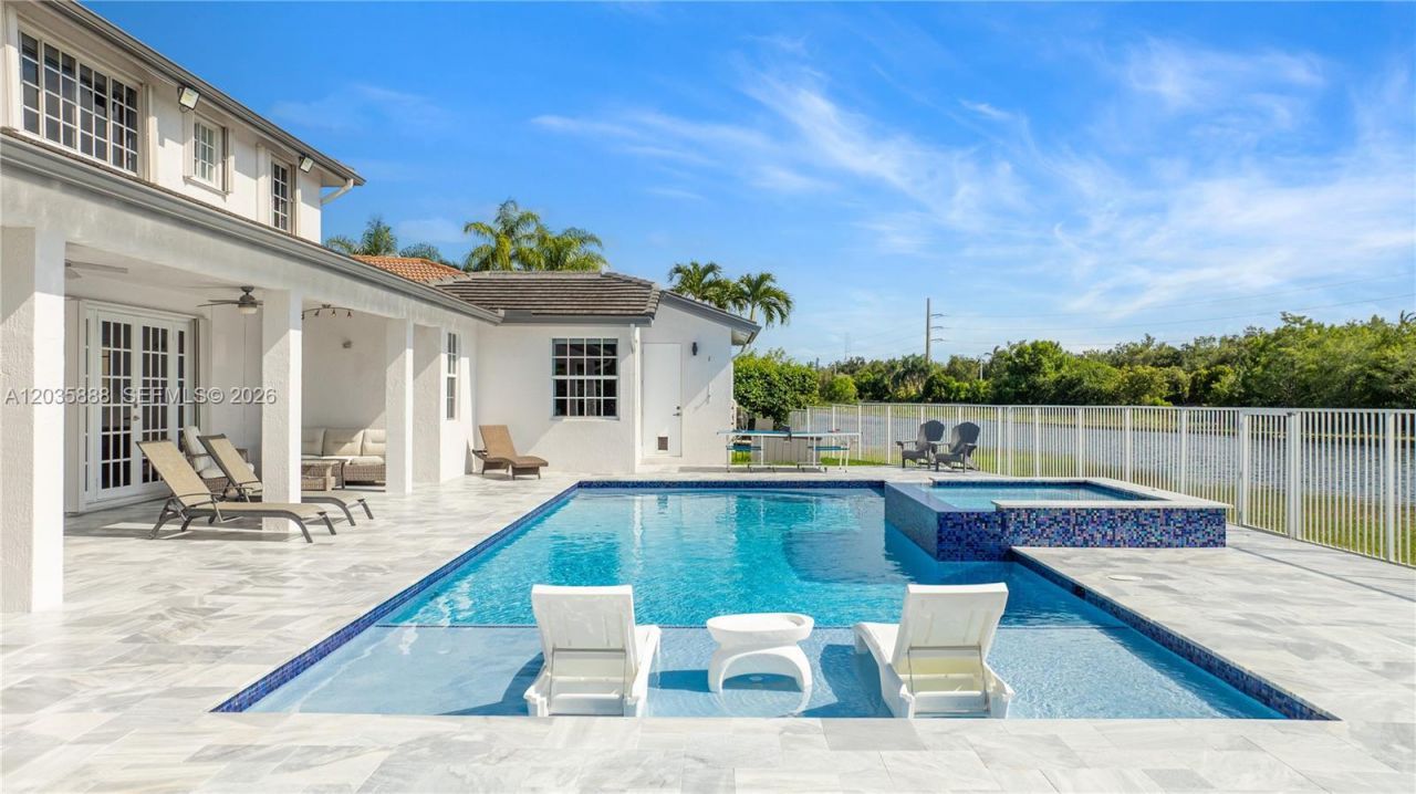 2505 Hunters Run Way, Weston, FL 33327 Photo