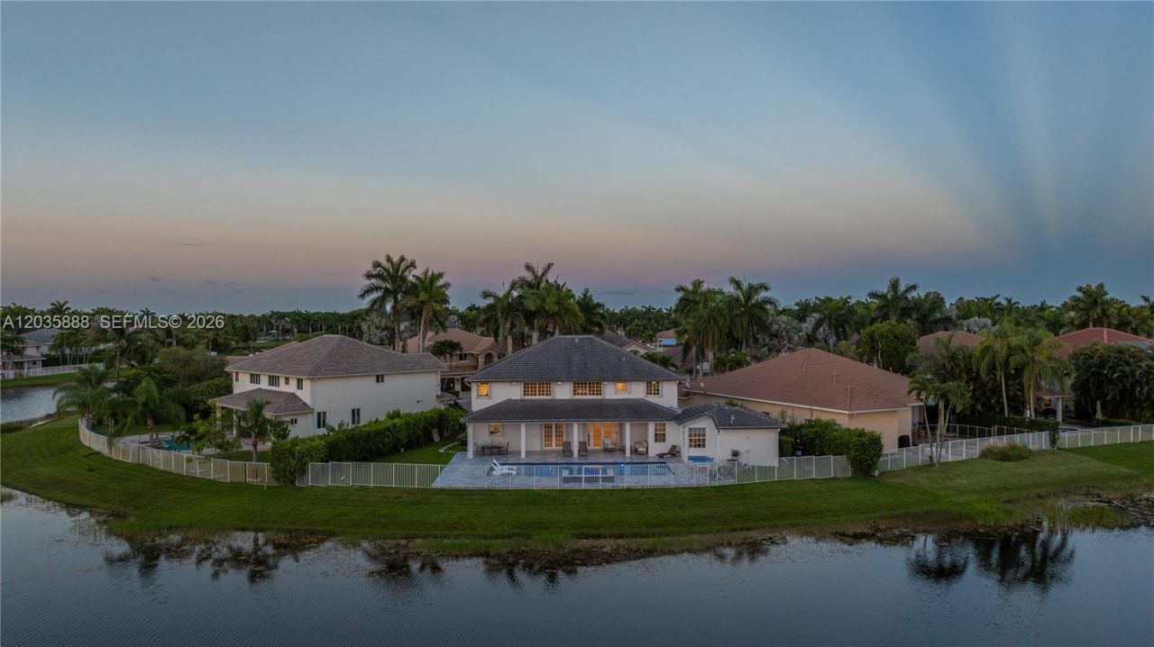 2505 Hunters Run Way, Weston, FL 33327 Photo