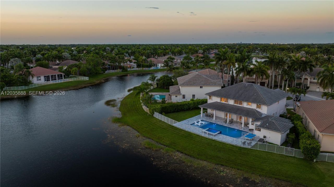 2505 Hunters Run Way, Weston, FL 33327 Photo
