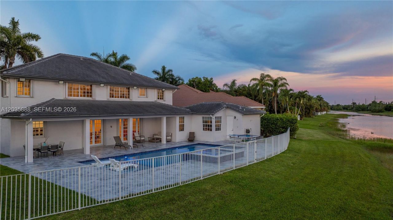 2505 Hunters Run Way, Weston, FL 33327 Photo
