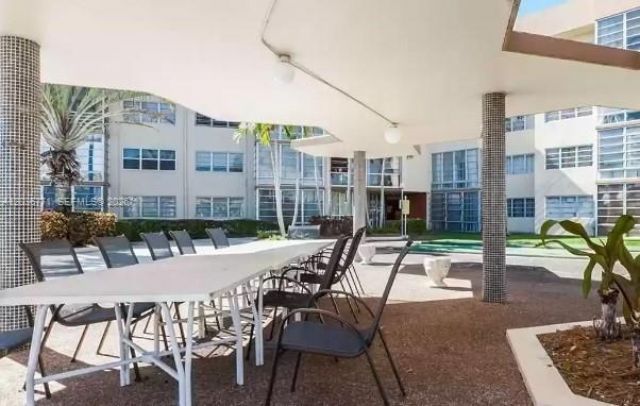 873 NE 195th St , Unit 308, Miami, FL 33179 Photo
