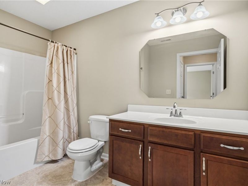 3038 Mahogany Run Circle NW, North Canton, OH 44720 Photo 22