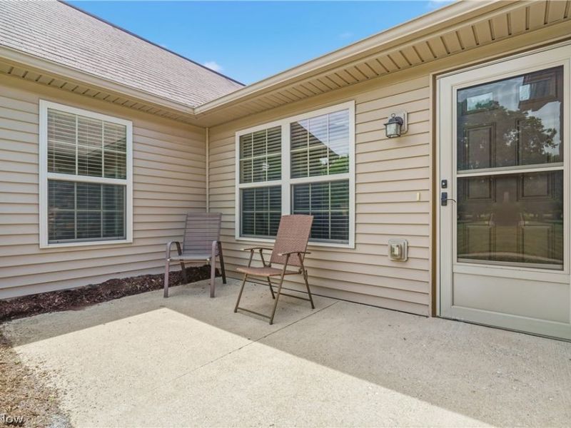 3038 Mahogany Run Circle NW, North Canton, OH 44720 Photo 7
