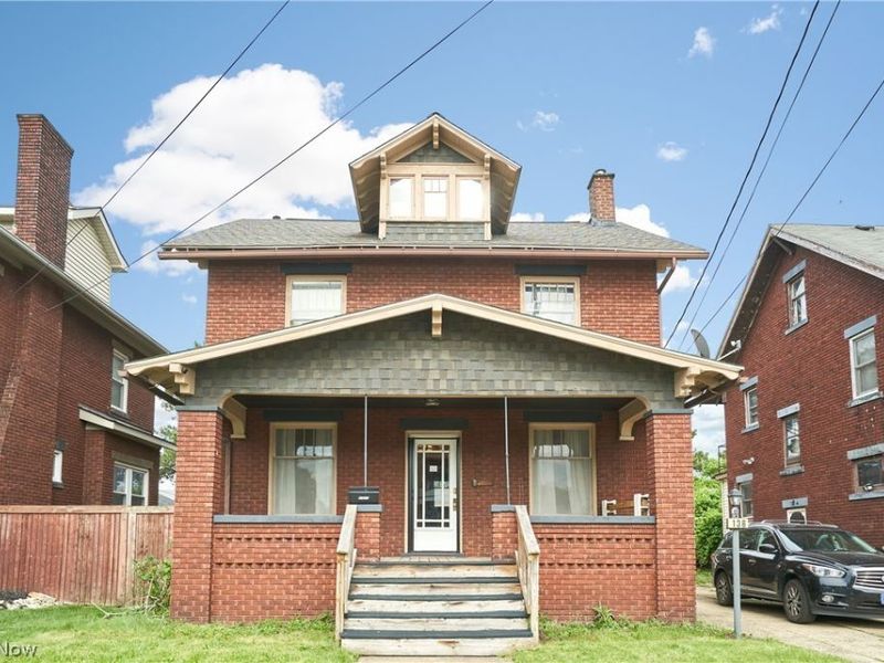136 Smith Avenue NW, Canton, OH 44708 Photo 1