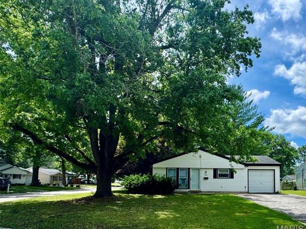 1401 Peace Drive , Belleville, IL 62220