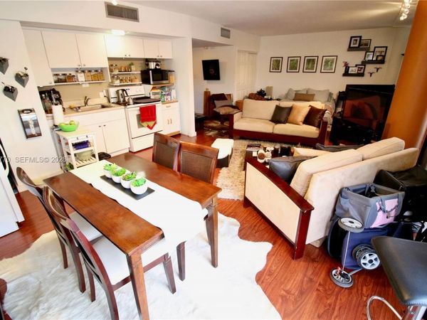 900 Bay Dr , Unit 215, Miami Beach, FL 33141