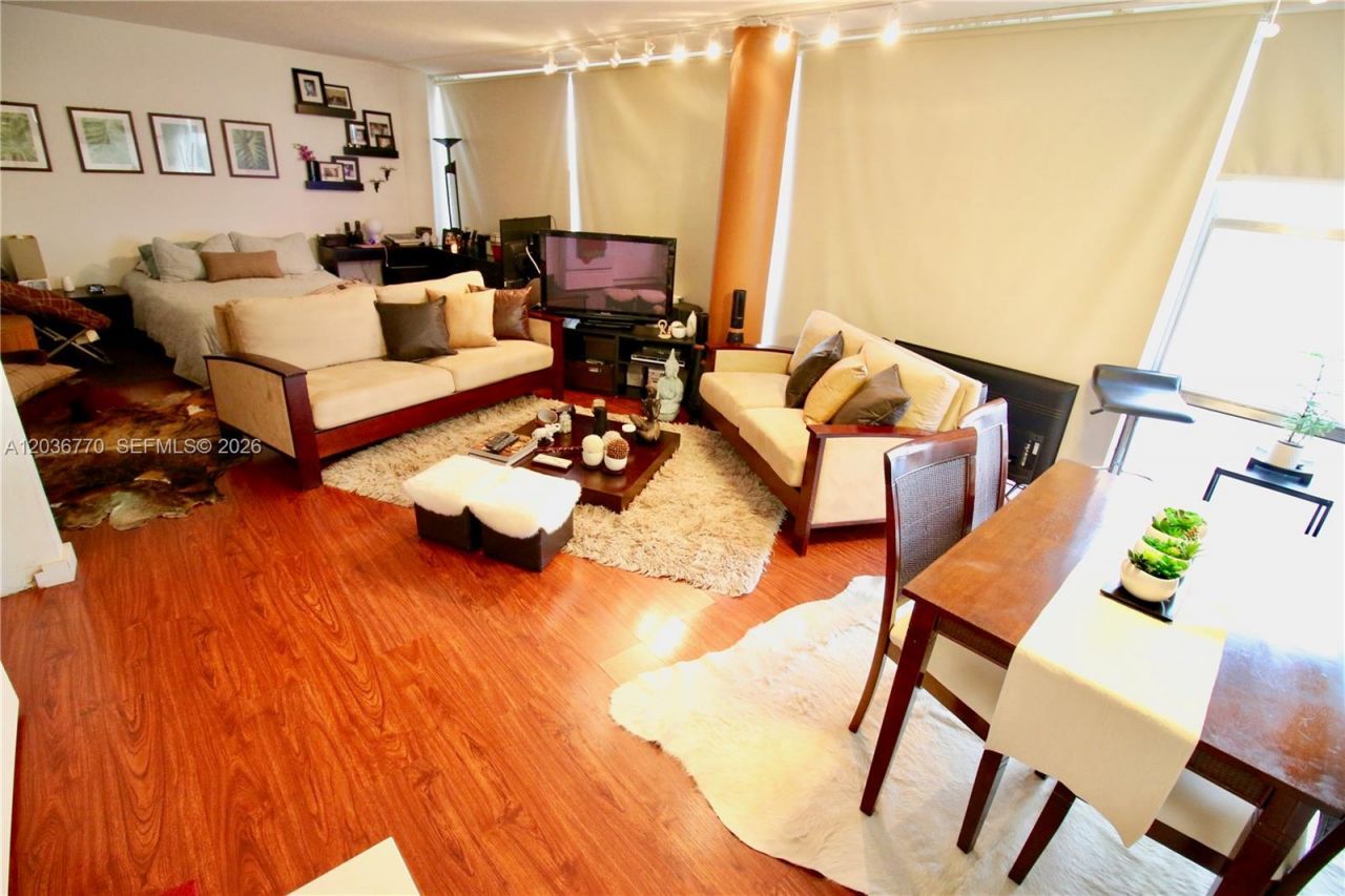 900 Bay Dr , Unit 215, Miami Beach, FL 33141 Photo