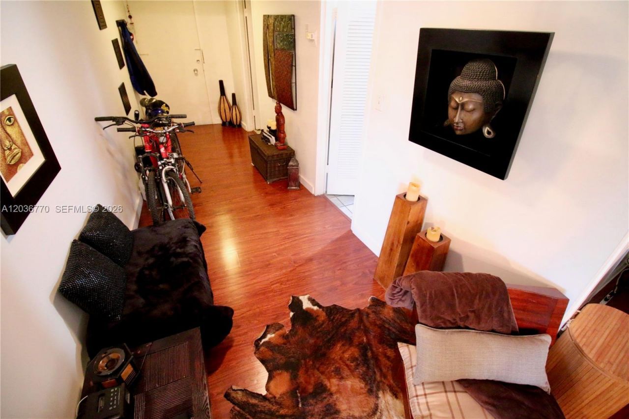 900 Bay Dr , Unit 215, Miami Beach, FL 33141 Photo