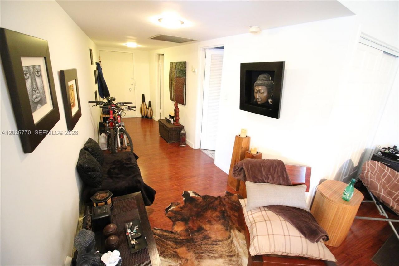 900 Bay Dr , Unit 215, Miami Beach, FL 33141 Photo