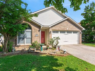 217 Woodbrook Place, Lexington, KY 40511