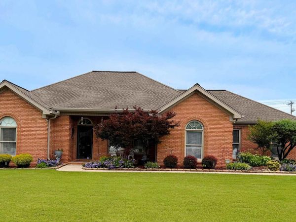 2613 Little John Street SW, Decatur, AL 35603