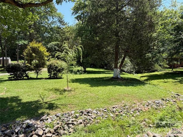 7322 Alamance Drive , Charlotte, NC 28227