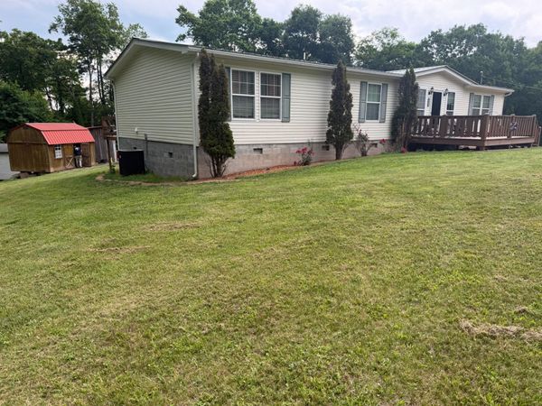 2298 Mountain View, Alderson, WV 24910