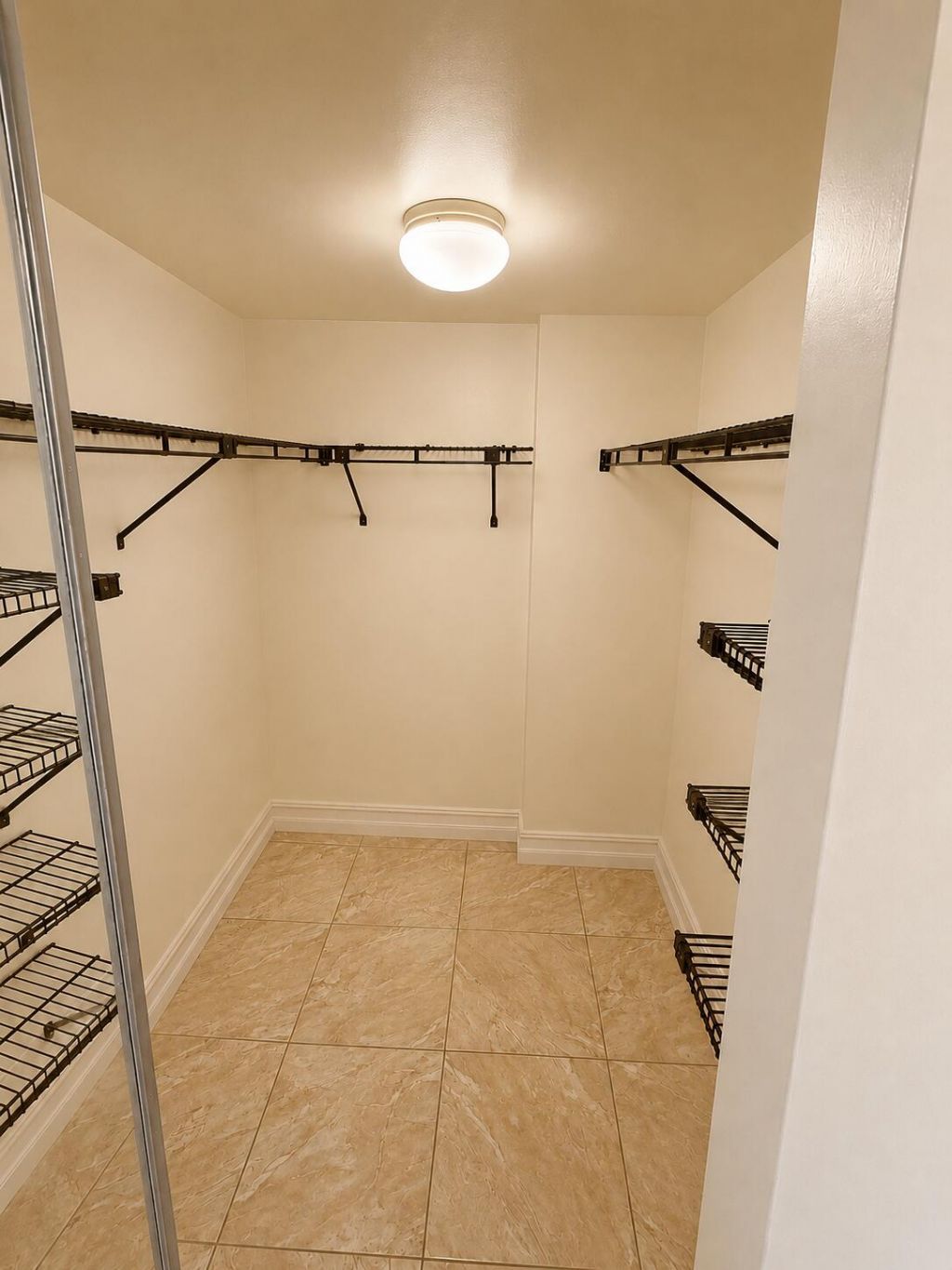 1000 Colony Point Circle, Unit 315, Pembroke Pines, FL 33026 Photo