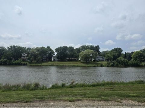 Main Photo