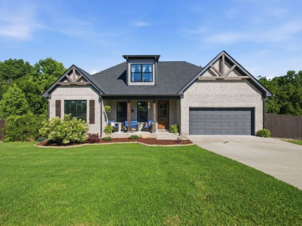 214 Mary Alice Dr , Leoma, TN 38468